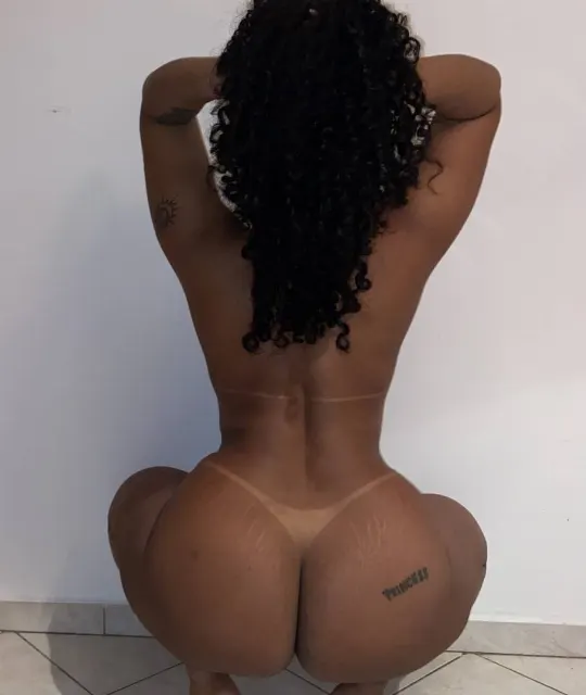 AYLA HOT