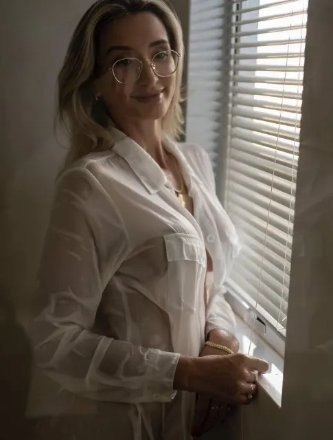 Isabelle QUEEN OF ANAL